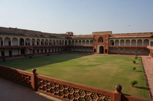 agra-fort-rouge-2