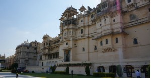 udaipur-rajasthan-city-palace-4