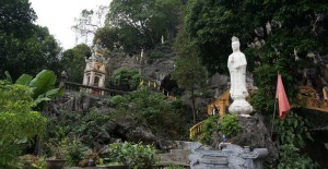 baie-halong-terrestre-tam-coc-temple