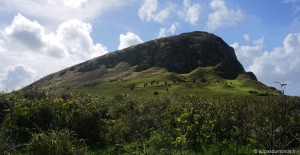 voyage-ile-de-paques-rano-raraku-nurserie