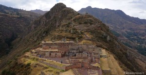 voyage-perou-vallee-sacree-pisac-site-Incas-Intihuatana
