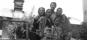 voyage-humanitaire-nepal-famille-sherpa