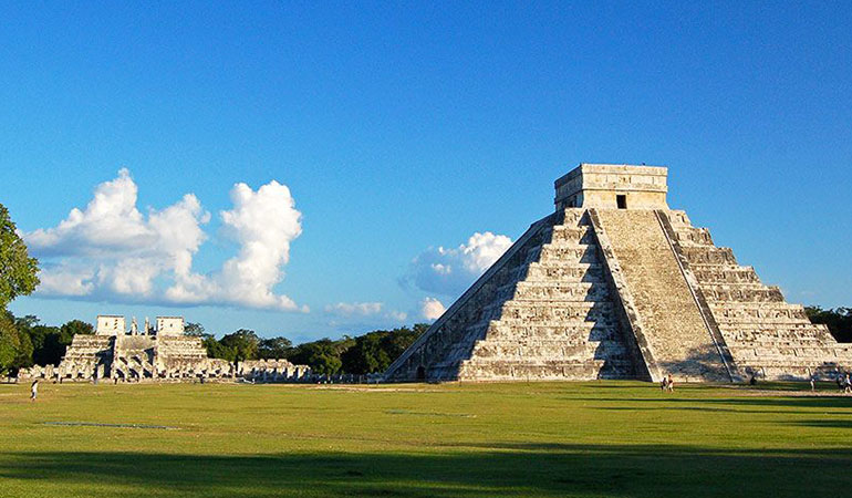 chitchen-itza-yucatan-mexique