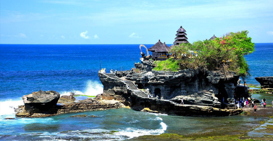 temple-tanah-lot-voyage-bali