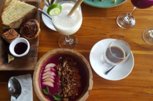 hotel-reve-ubud-B-Saya-Villas-petit-dejeuner